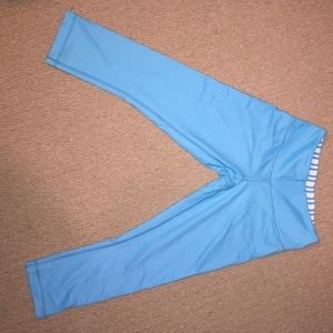 Lululemon bright blue crop leggings