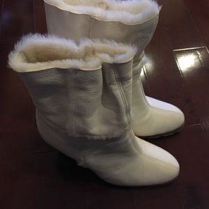 White fury boots (Casadei)