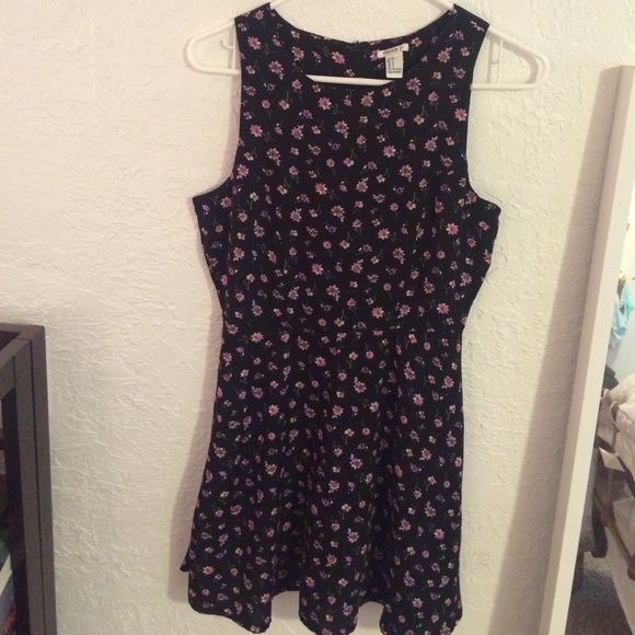 Black Floral Pattern Forever 21 Dress