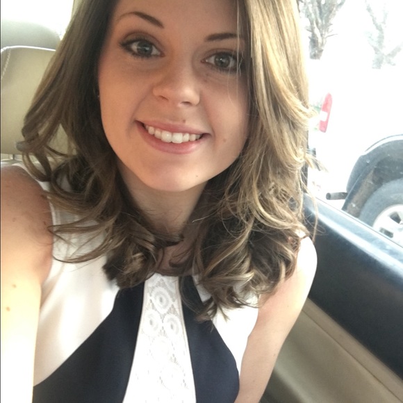 Meet your Posher, Kaci - Picture 2 of 2