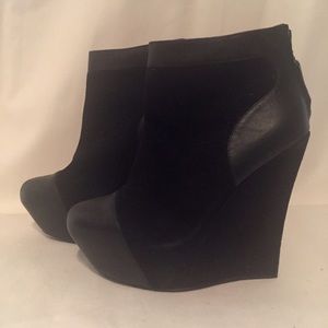 Rock & Republic Alicia Wedge Ankle Bootie