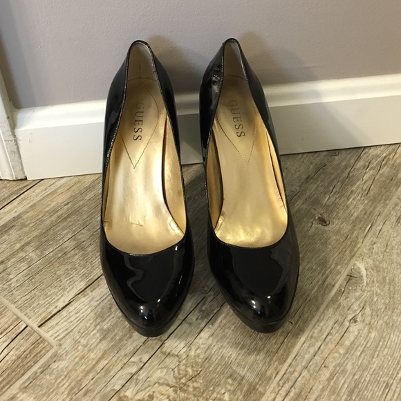 GUESS Black Patent Leather Heels