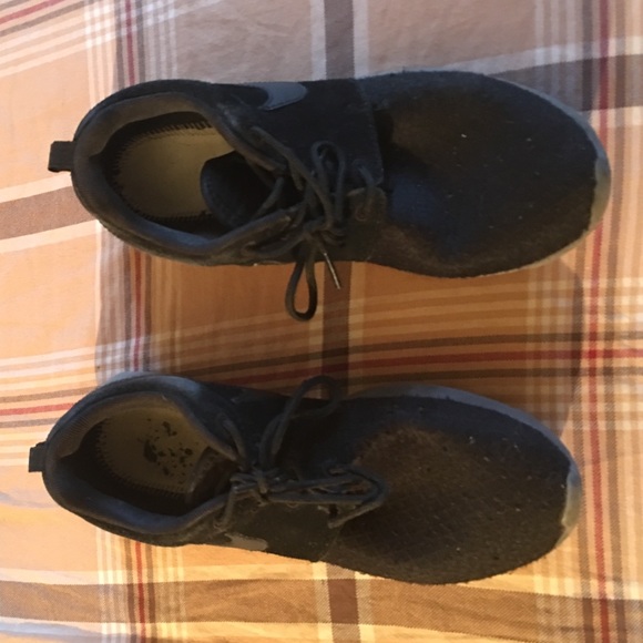 Nike Shoes - Nike sneakers