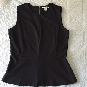 Liz Claiborne black peplum top with zipper WL.