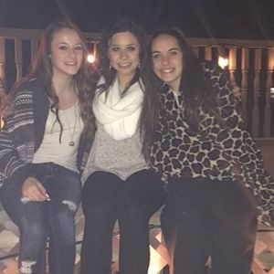 Meet your Posher, Alexandra