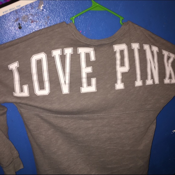 VS Pink Varsity Crew - Picture 3 of 3