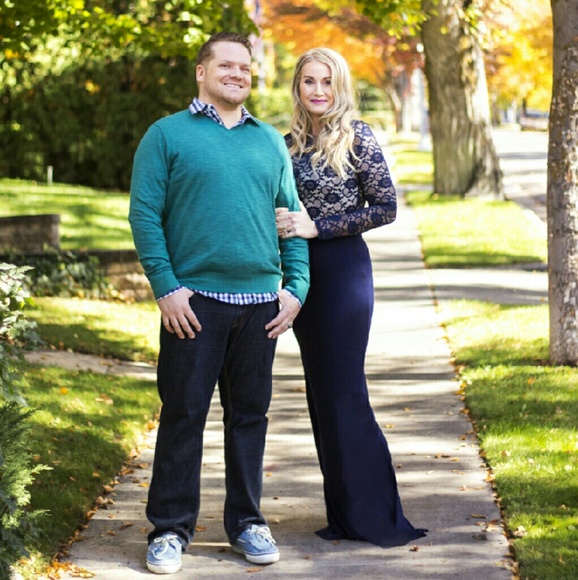 Meet Your Posher - Picture 2 of 3