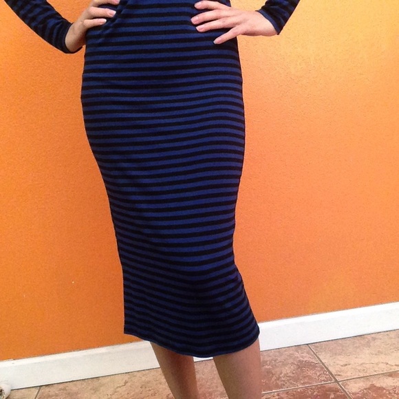 Blue & black striped dress 💙 - Picture 2 of 4