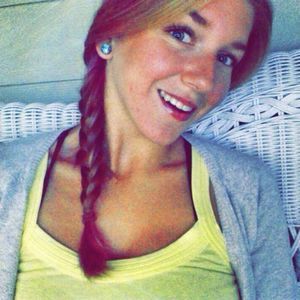 Meet your Posher, Alyssa