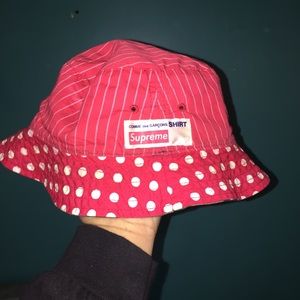 Comme Des Garçon x Supreme bucket hat