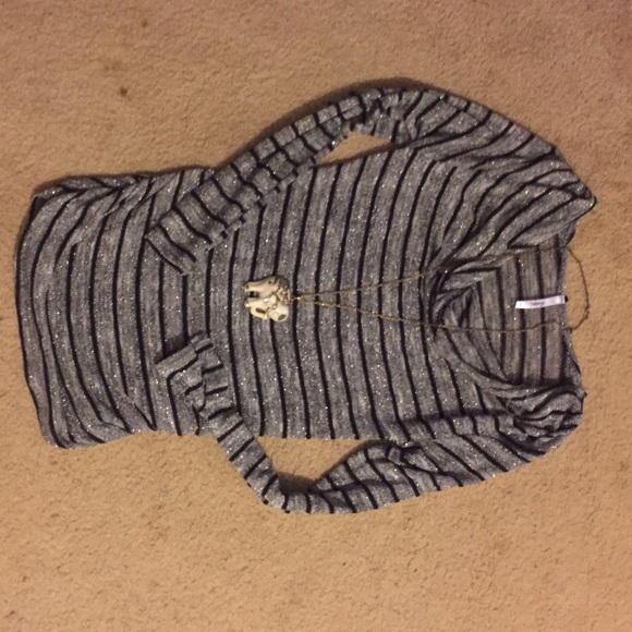 Sweater - Picture 2 of 2