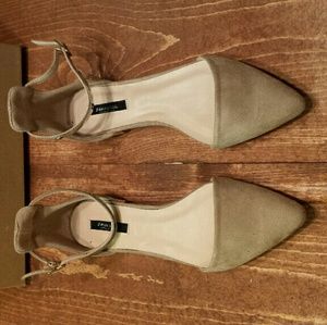 Zara Flat