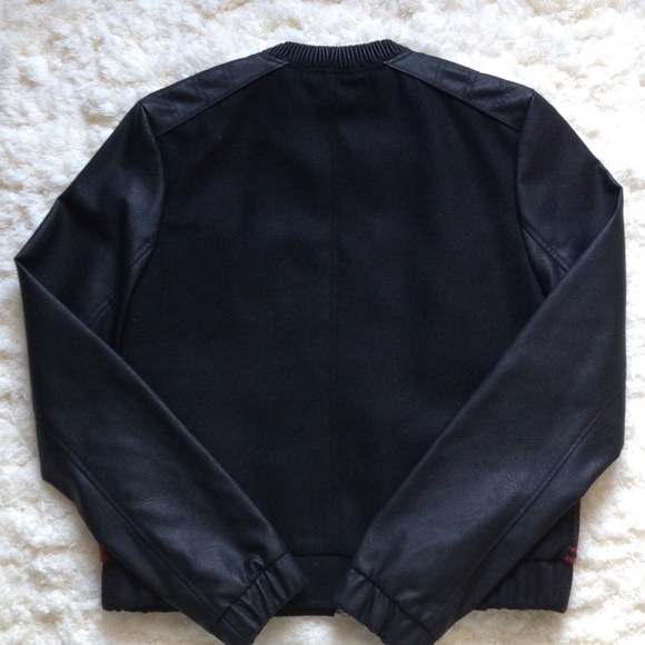 Jacket - Picture 4 of 4