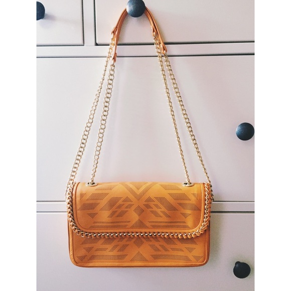 Henri Bendel cross-body/shoulder strap bag