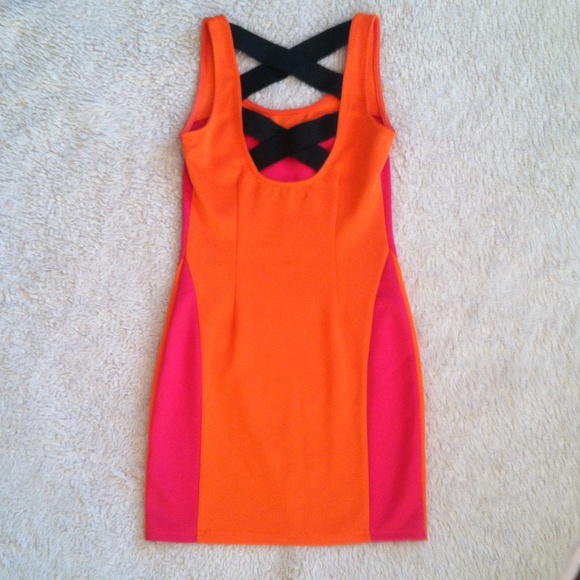 🎉HP!🎉 Color Block Body Con - Picture 3 of 3