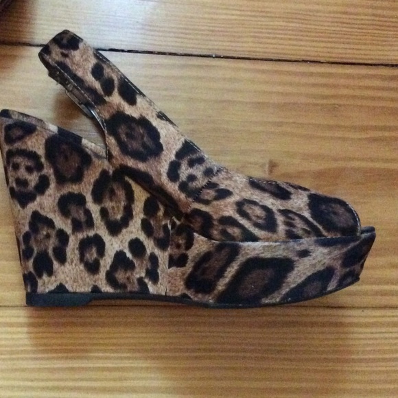 Shoes - Picture 2 of 3