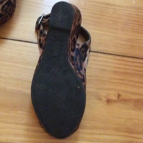 Shoes - Picture 3 of 3