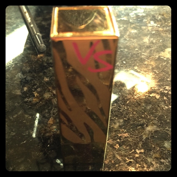 VS lipstick Limited Edition lipstick pulse 💄