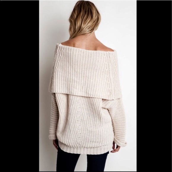 🏆HOST PICK🏆Cotton Blend Off Shoulder Sweater - Picture 2 of 4