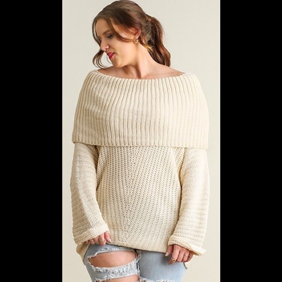 🏆HOST PICK🏆Cotton Blend Off Shoulder Sweater - Picture 3 of 4