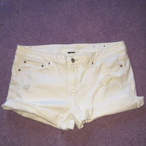 American Eagle White Shorts