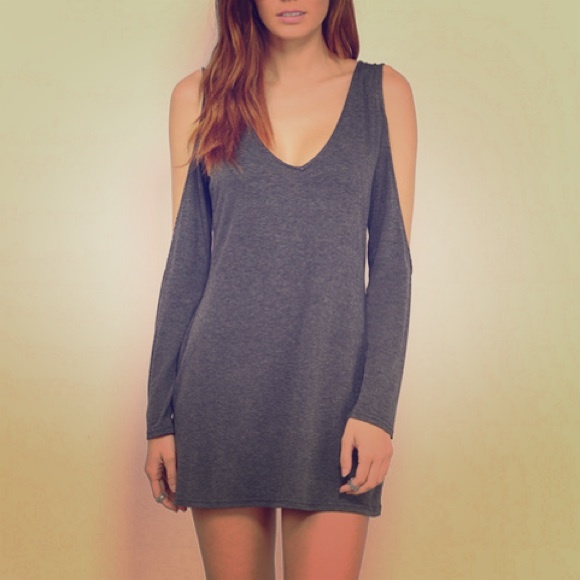 Tobi Dresses & Skirts - 💫NWOT // Cold Shoulder Dress💫