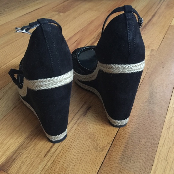 SOLD!! - Picture 2 of 3