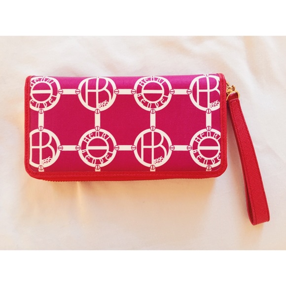 Henri Bendel Wallet
