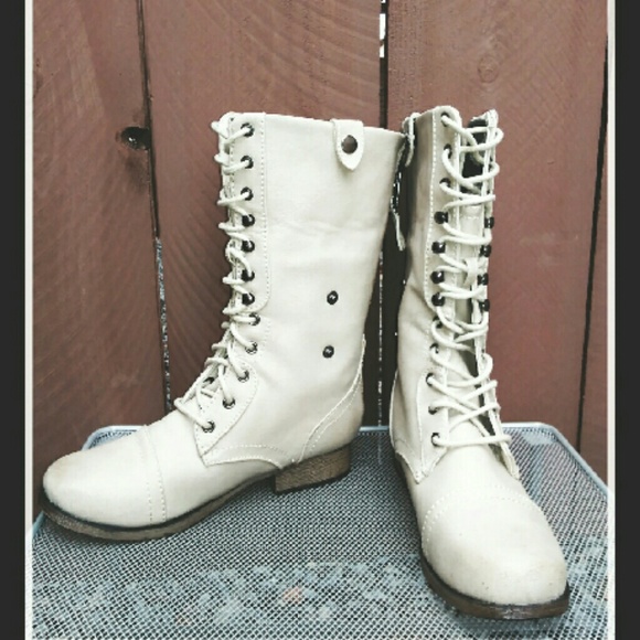 Taupe/Green Combat boots NWOT