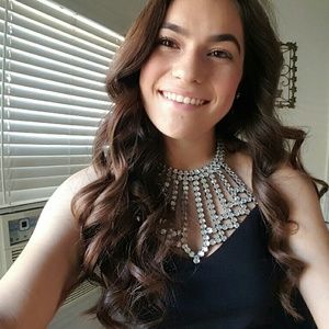 Meet your Posher, Tiana