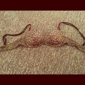 Victoria's Secret push up bra 34B