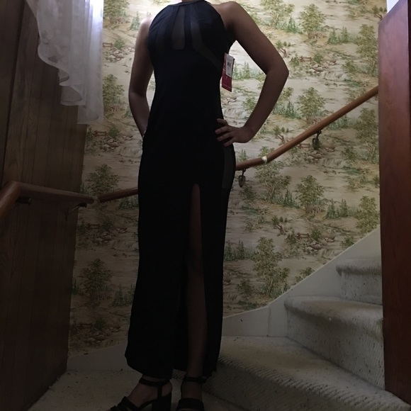 ✨✨HP✨✨ Slinky Cutout Dress - Picture 2 of 4