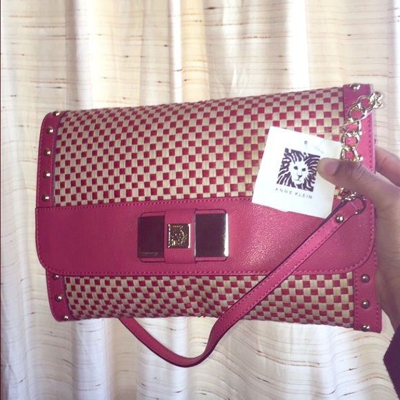 NEW Anne Klein Check Mate Clutch ❤️