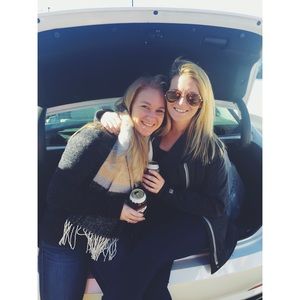 Meet your Posher, Paige