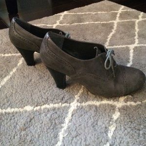 Guess Bootie heels - gray