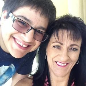 Meet your Posher, Lori