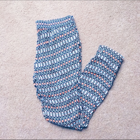 • new • H&M Tribal Print Loose Pants