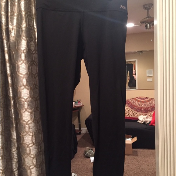 PINK black ultimate yoga leggings