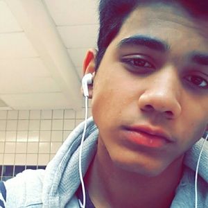 Meet your Posher, Imad