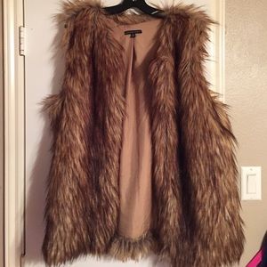 Fur vest