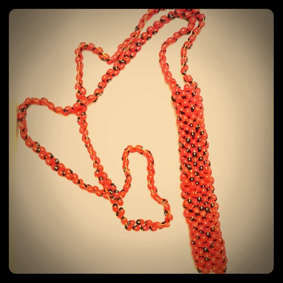 Authentic "peonia" necklace