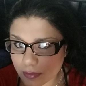 Meet your Posher, Alexus