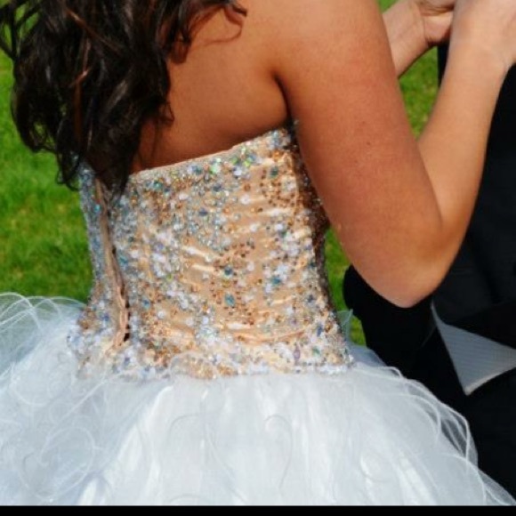 Prom Dress!! - Picture 3 of 5