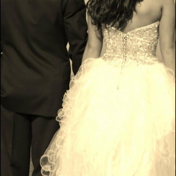 Prom Dress!! - Picture 5 of 5