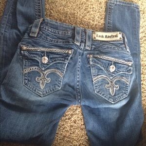 Sasha skinny rock revivals