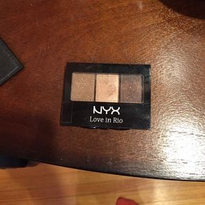NYX Love in Rio eyeshadow trio