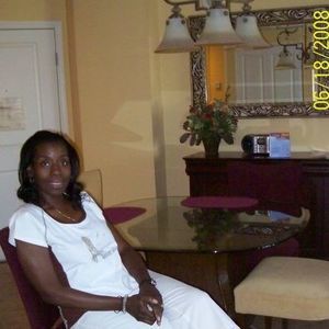 Meet your Posher, Edna