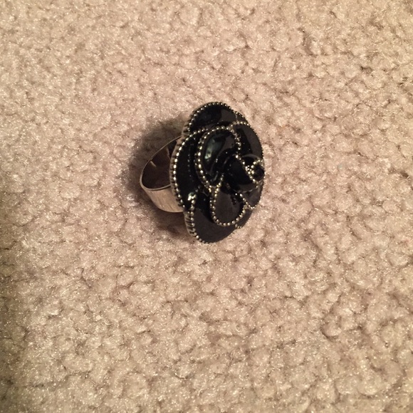 Flower ring