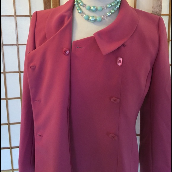 Le Suit Petite (Blazer Only) - Picture 3 of 3