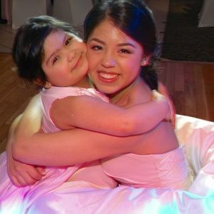 Meet your Posher, Claudia